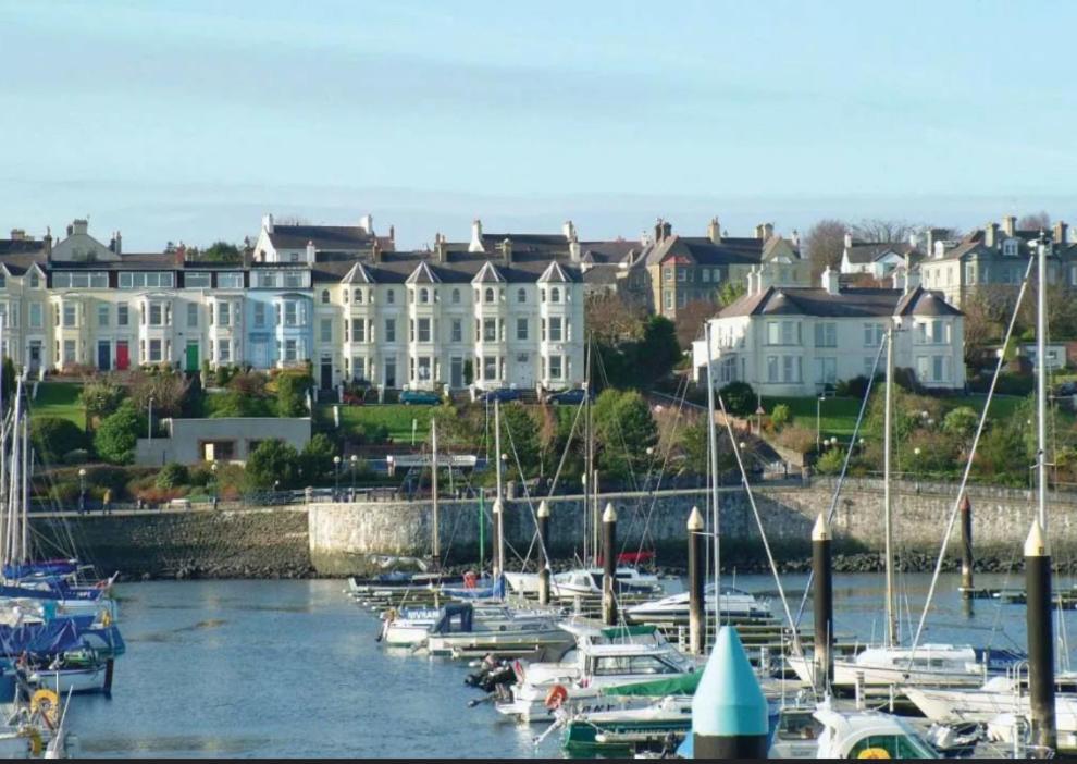 Lilas Bangor Ni Exterior foto